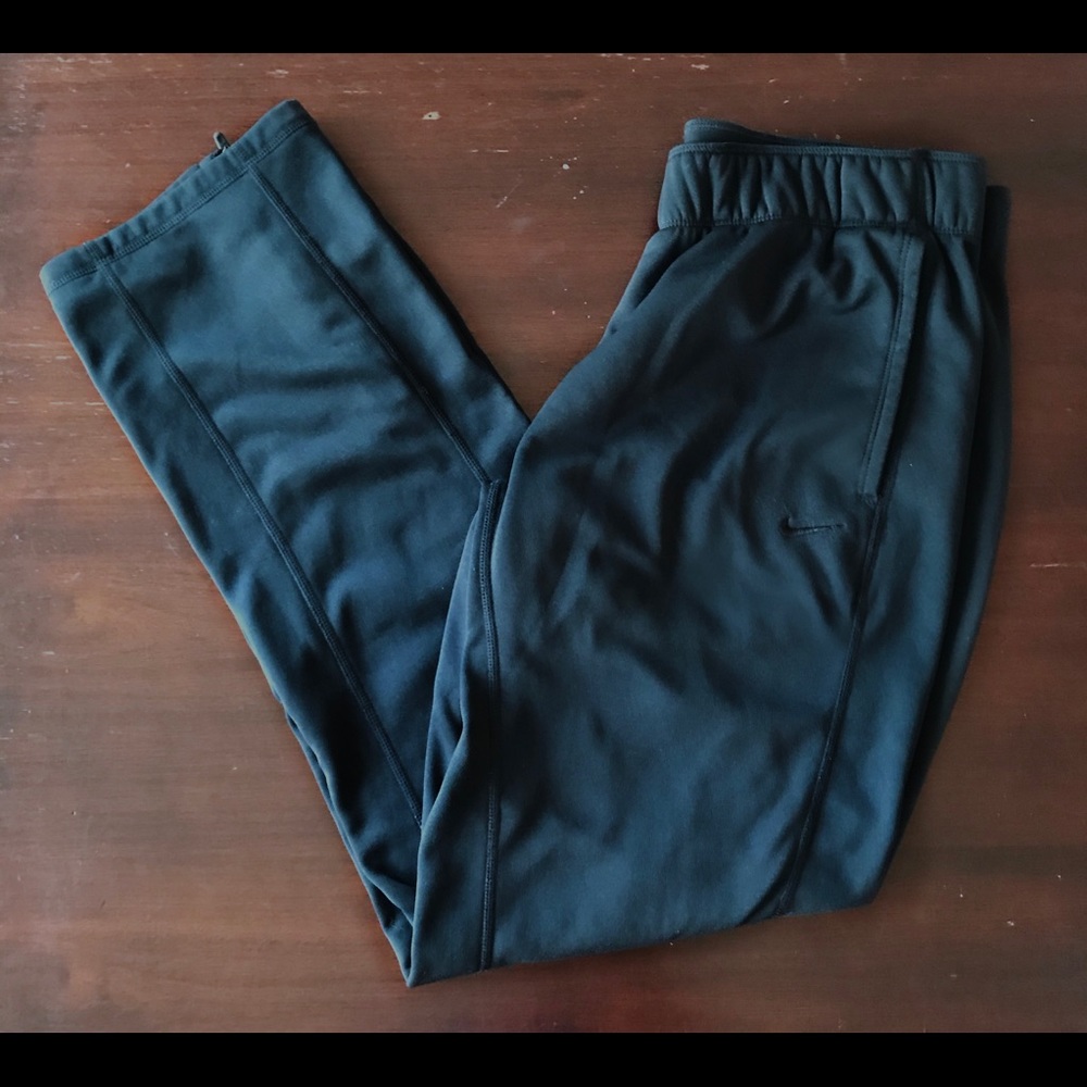 EUC Nike Black Therma-Fit Fleece Pants - L